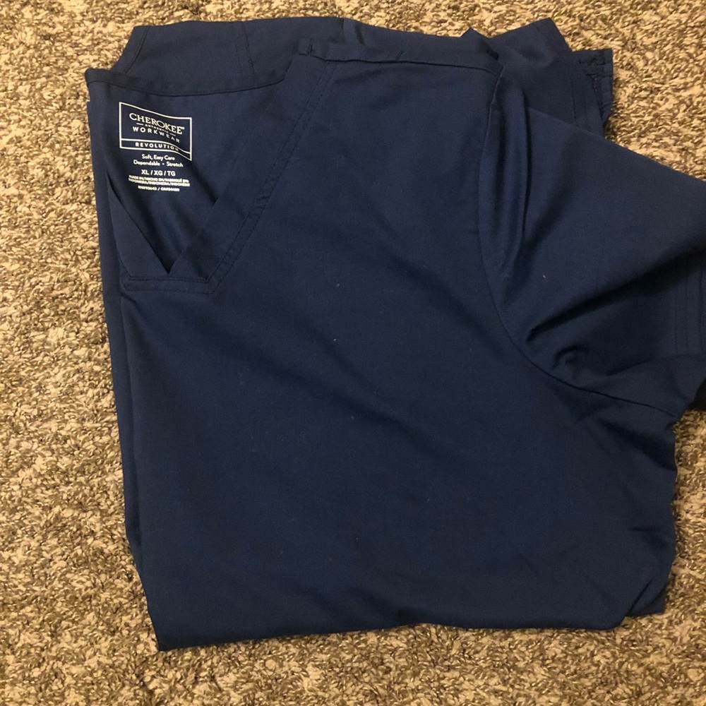 Cherokee workwear revolution scrubs